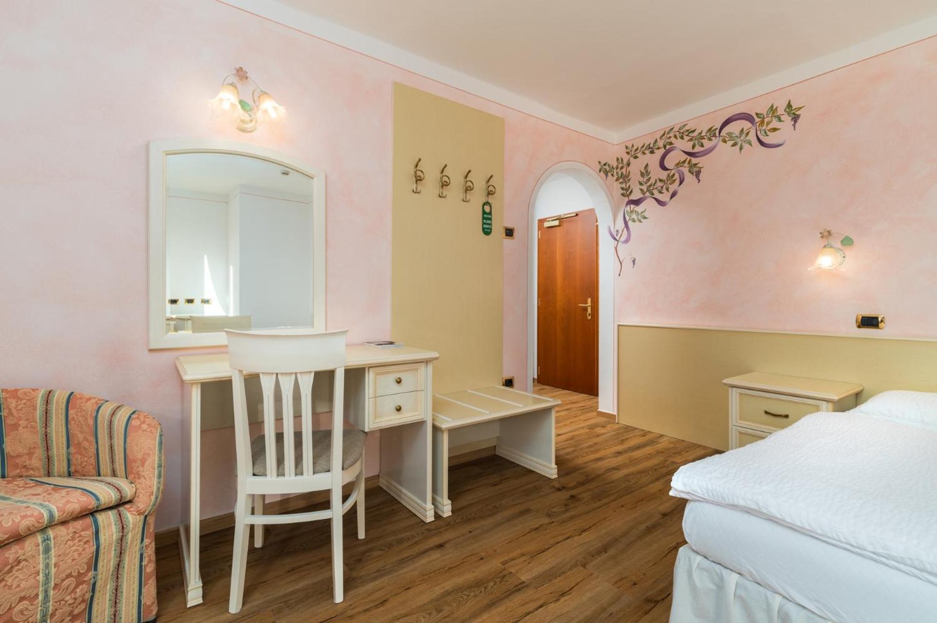 Hotel Opinione Dimora Storica San Lorenzo Dorsino Exteriér fotografie